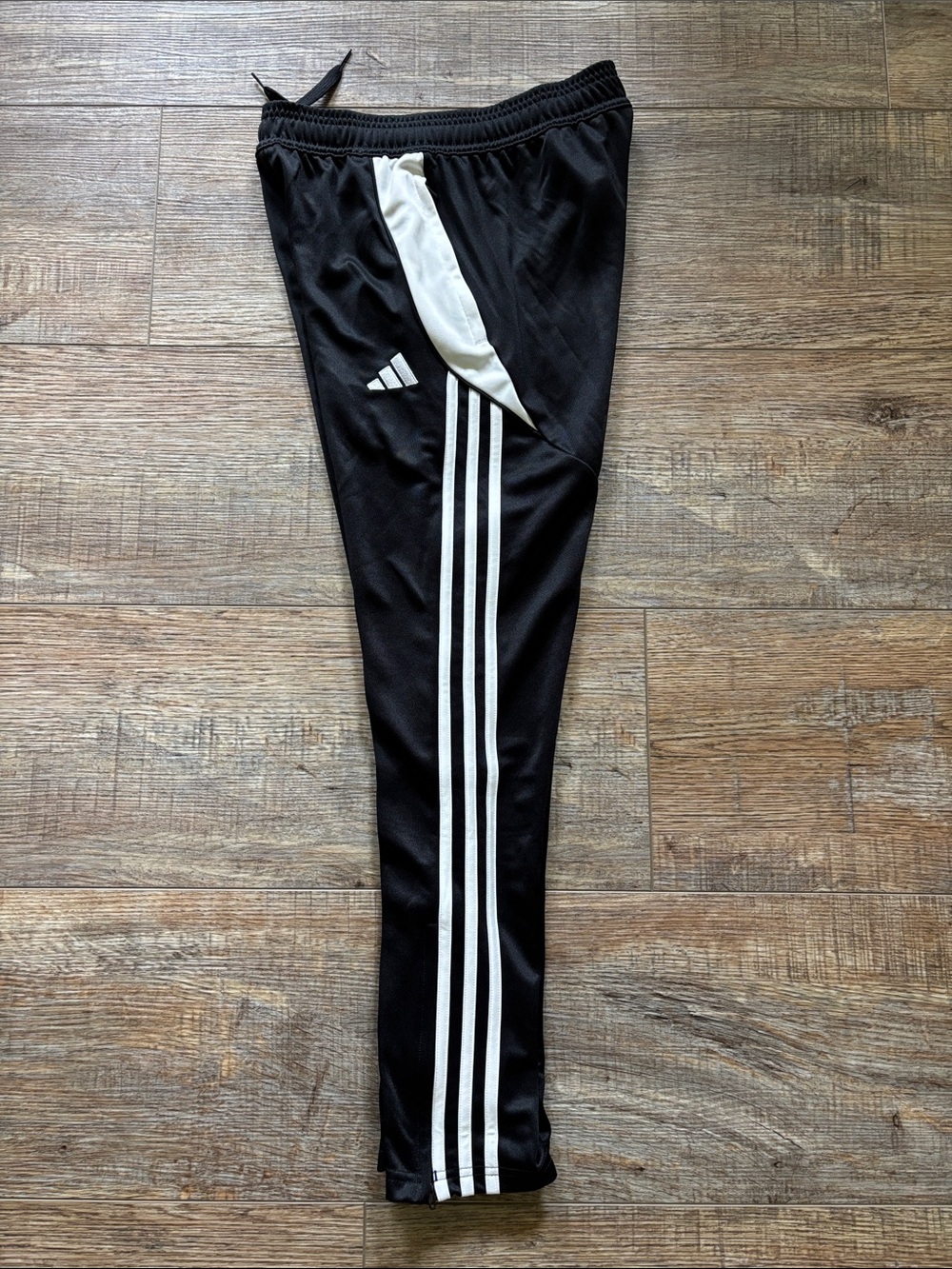 Boys adidas tiro pants, size M 11-12Y